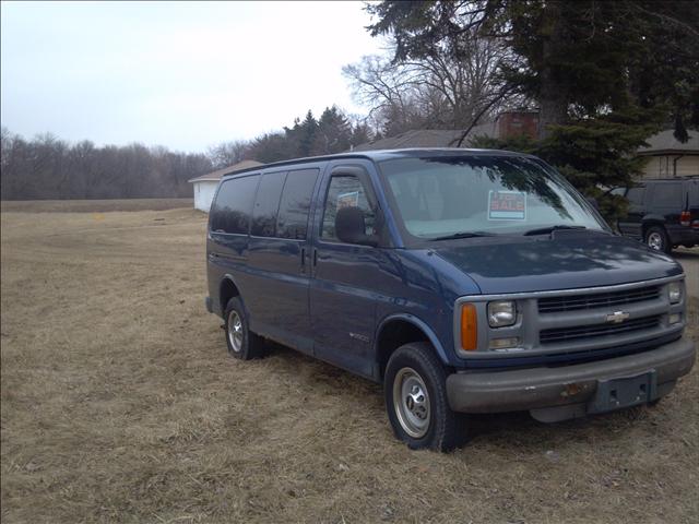 Chevrolet Express 1997 photo 1
