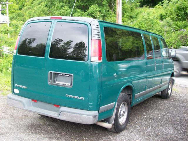 Chevrolet Express Base Passenger Van