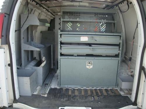 Chevrolet Express 1999 photo 1