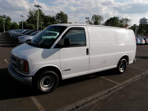 Chevrolet Express 1999 photo 1