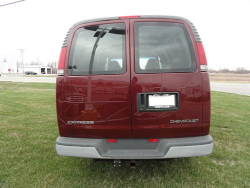 Chevrolet Express 1999 photo 3