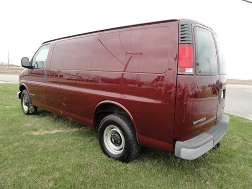 Chevrolet Express 1999 photo 4