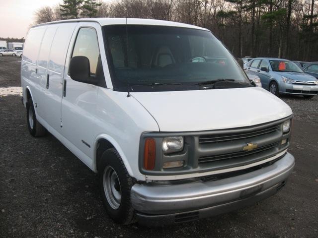Chevrolet Express 2000 photo 1