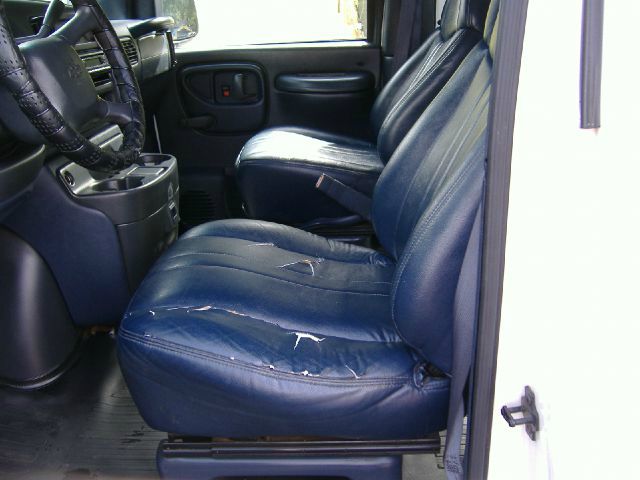 Chevrolet Express Coupe 4D Passenger Van
