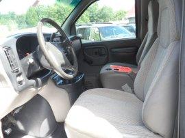 Chevrolet Express 2000 photo 4