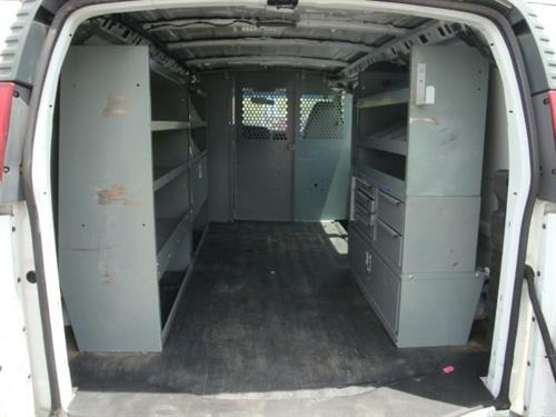 Chevrolet Express 2000 photo 3