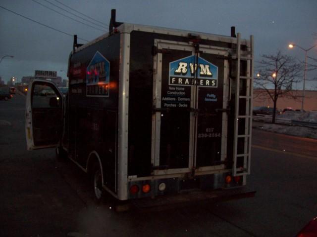 Chevrolet Express 2000 photo 1