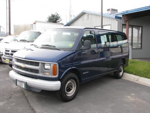 Chevrolet Express Base Passenger Van