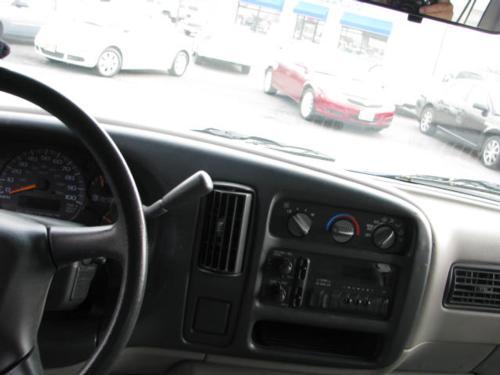 Chevrolet Express 2000 photo 5