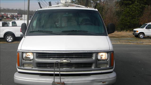 Chevrolet Express Base Passenger Van