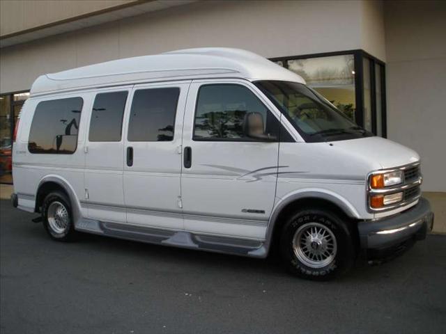 Chevrolet Express Base Passenger Van