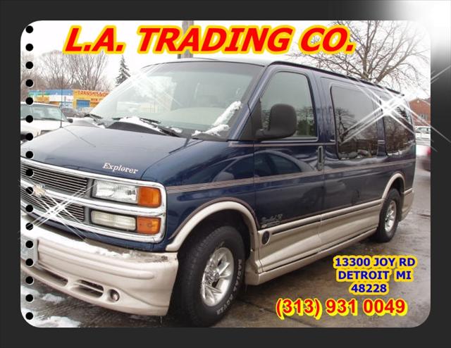 Chevrolet Express 2001 photo 1