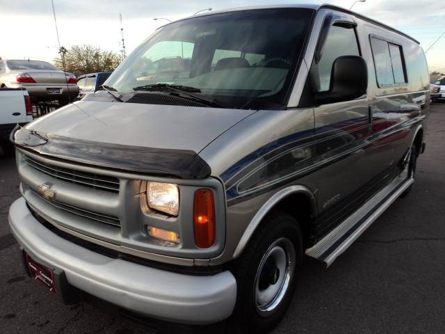 Chevrolet Express Base Passenger Van