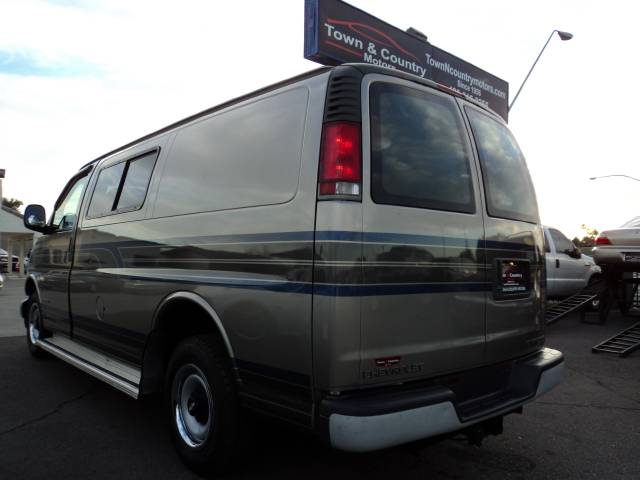 Chevrolet Express 2001 photo 3