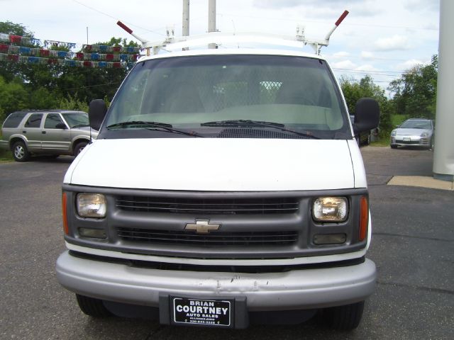 Chevrolet Express 2001 photo 3