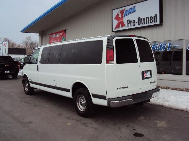 Chevrolet Express 2001 photo 1