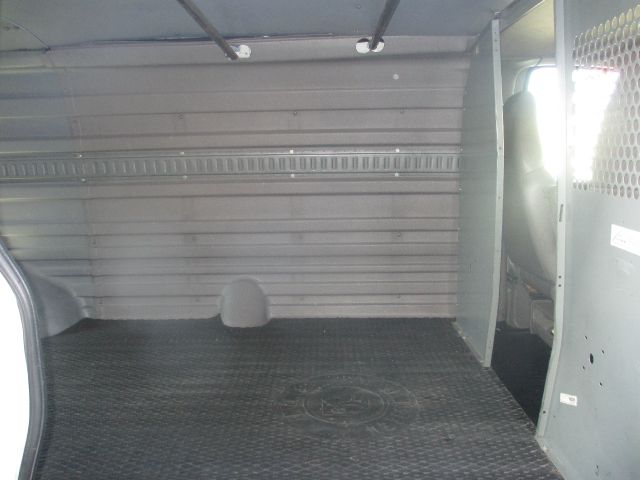 Chevrolet Express 2001 photo 3