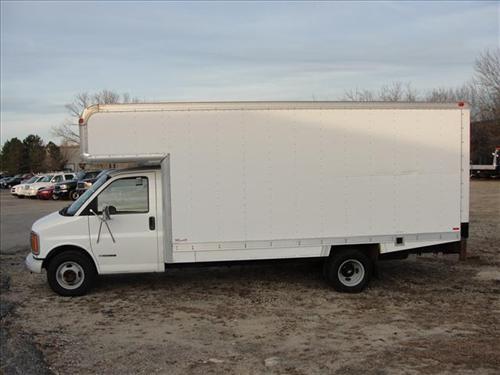 Chevrolet Express 2001 photo 1