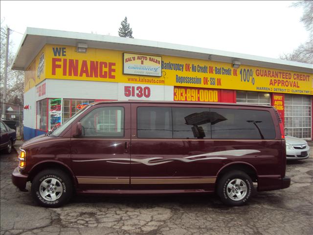 Chevrolet Express 2001 photo 1