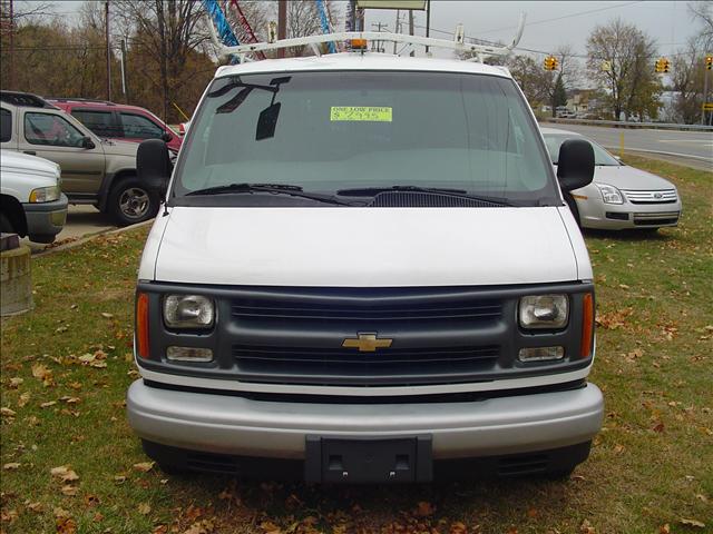 Chevrolet Express Base Cargo Van