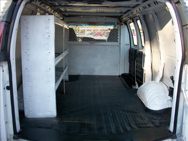 Chevrolet Express 2001 photo 4