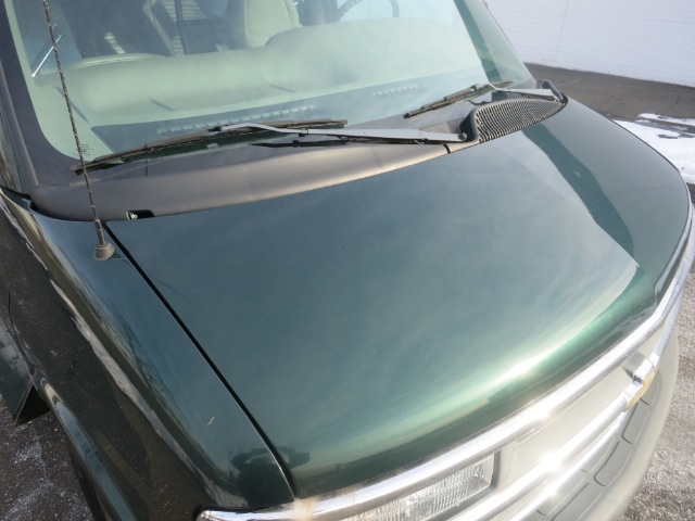 Chevrolet Express 2001 photo 1