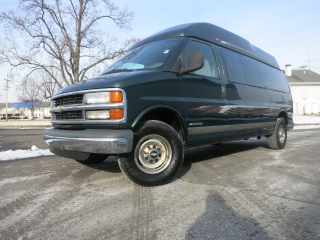 Chevrolet Express 2001 photo 4