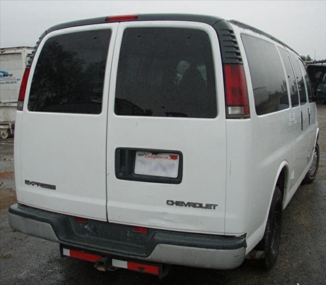 Chevrolet Express 2001 photo 1