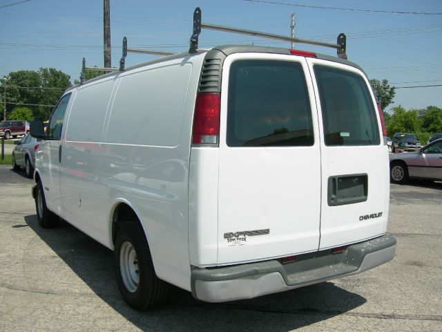 Chevrolet Express 750i 4dr Sdn Passenger Van
