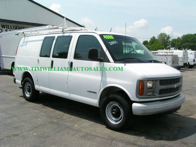 Chevrolet Express 2001 photo 2