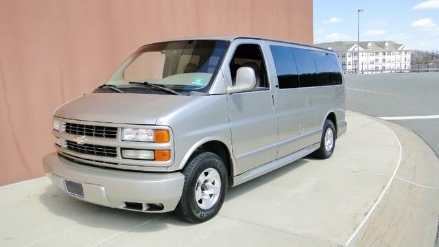 Chevrolet Express 2001 photo 4