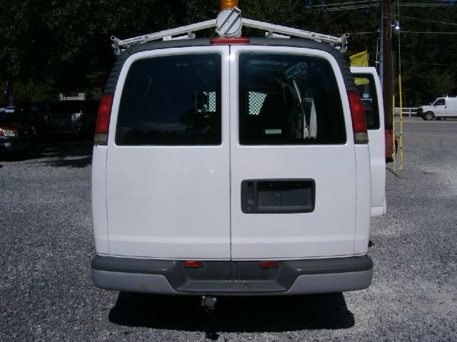 Chevrolet Express 2001 photo 1