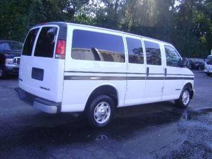 Chevrolet Express 2001 photo 3