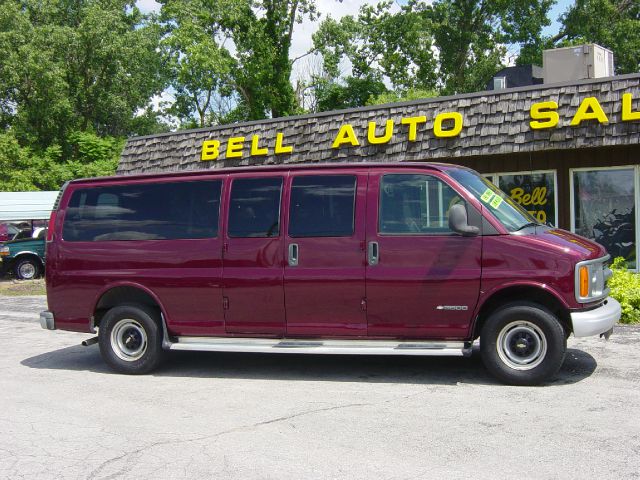 Chevrolet Express 2001 photo 4