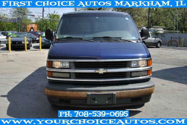 Chevrolet Express 2002 photo 4