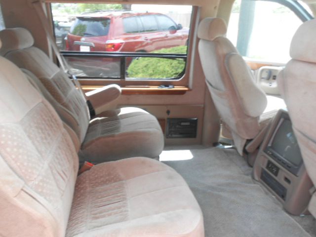 Chevrolet Express 2002 photo 12