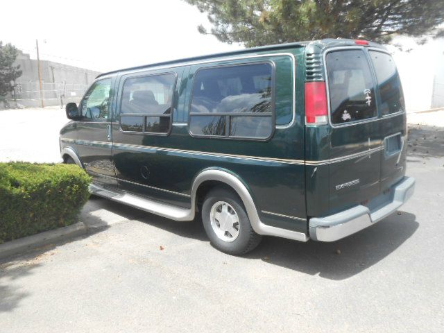 Chevrolet Express 2002 photo 14