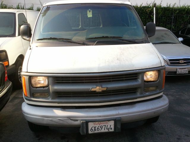 Chevrolet Express 2002 photo 4