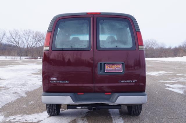 Chevrolet Express 2002 photo 1
