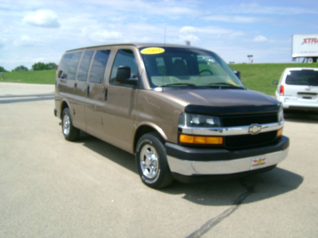 Chevrolet Express LS 15 Passenger Van