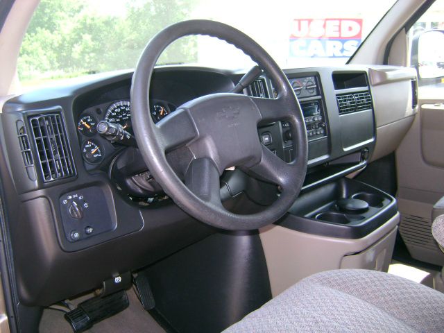 Chevrolet Express 2003 photo 4