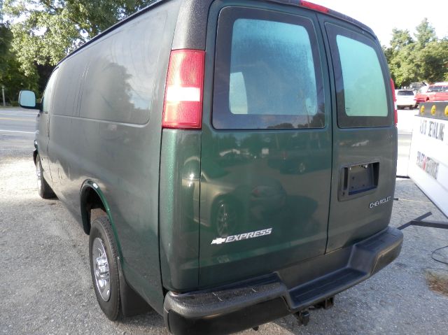 Chevrolet Express 2003 photo 3