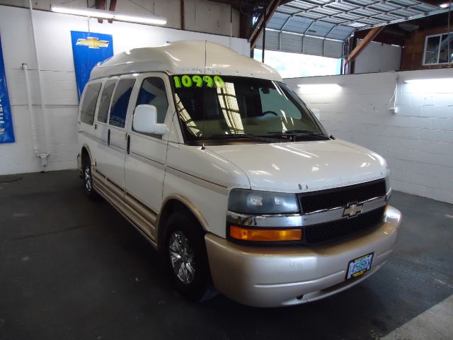 Chevrolet Express 2003 photo 1