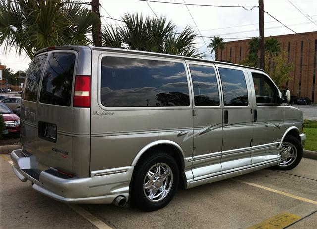 Chevrolet Express S-line Premium Plus Conversion Van