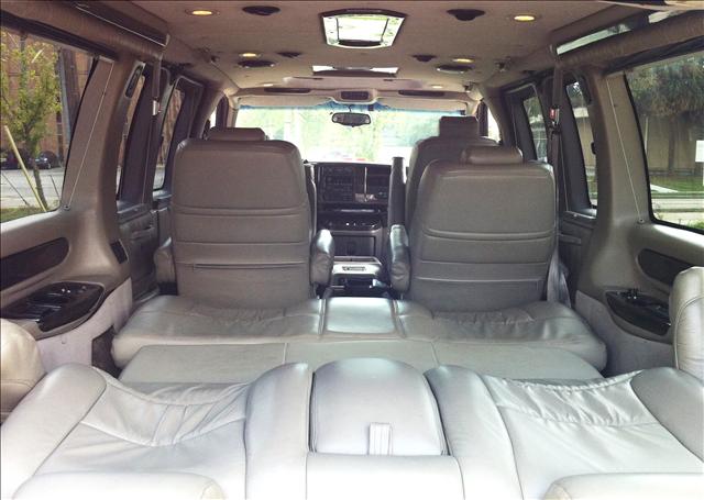 Chevrolet Express 2003 photo 1