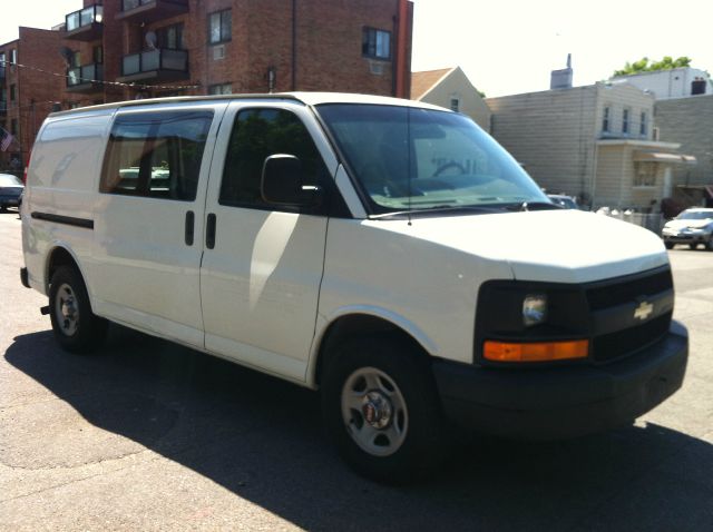 Chevrolet Express 2003 photo 5