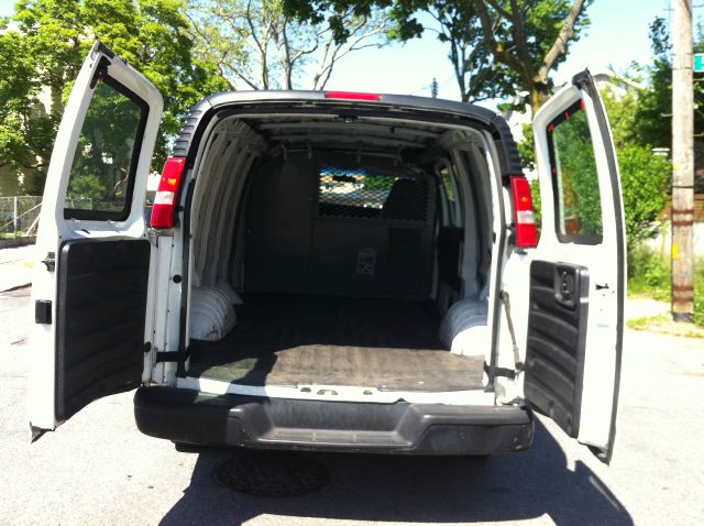 Chevrolet Express 2003 photo 6