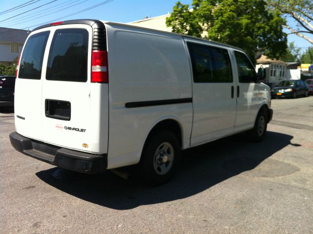 Chevrolet Express 2003 photo 8