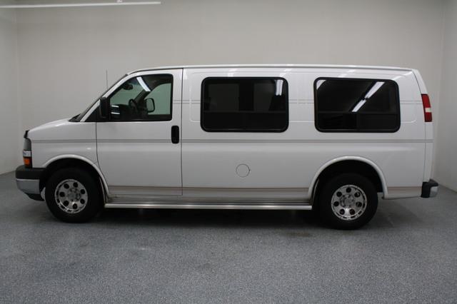 Chevrolet Express 2003 photo 1