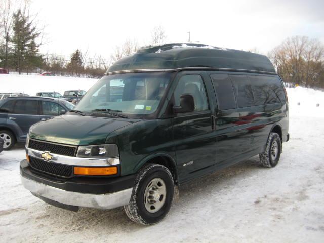 Chevrolet Express 2003 photo 1